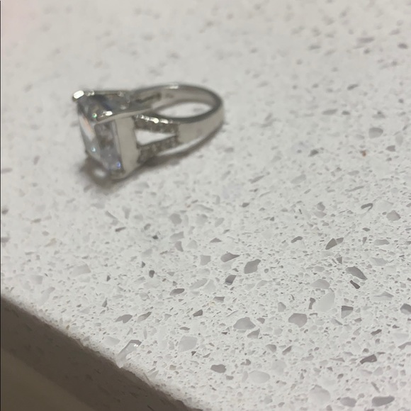 Size 7 bling bling ring - Picture 3 of 4